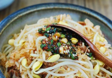 Kongnamul Bap (Soybean Sprout Rice Bowl)