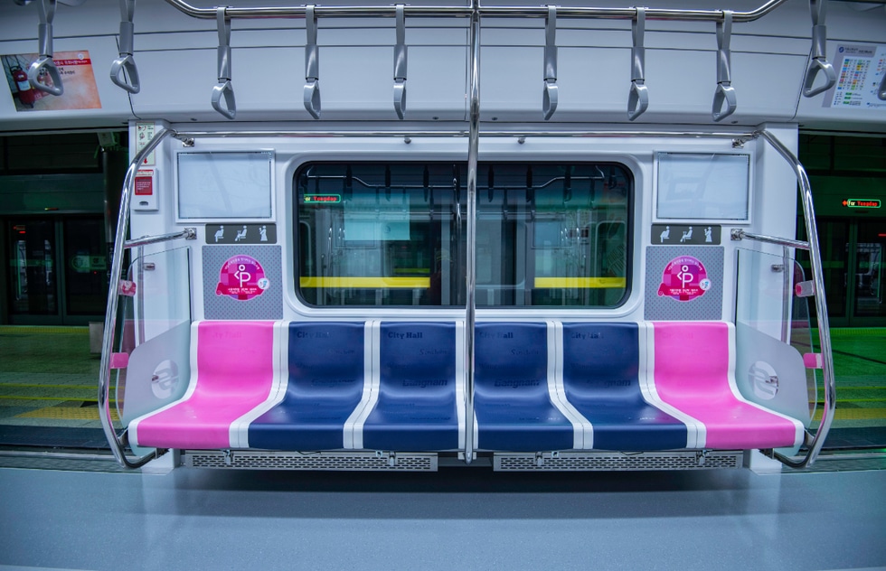 seoul subways are clean and safe