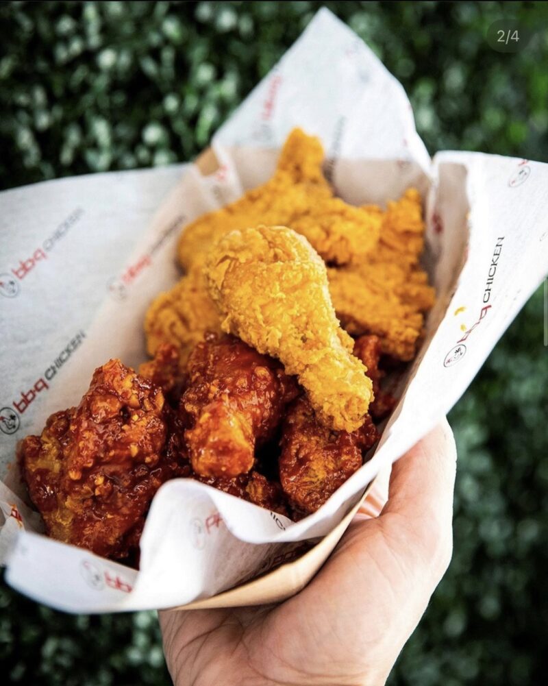 bb.q Chicken Uptown Minneapolis, one of the few Korean restaurants in Minneapolis that serves up Korean fried chicken
